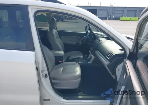 2014 Subaru Forester 2.5I Premium из США, поврежденный, VIN JF2SJAECXEH545972